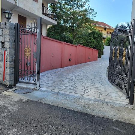 Apartments Bogdanovic Kotor Luaran gambar