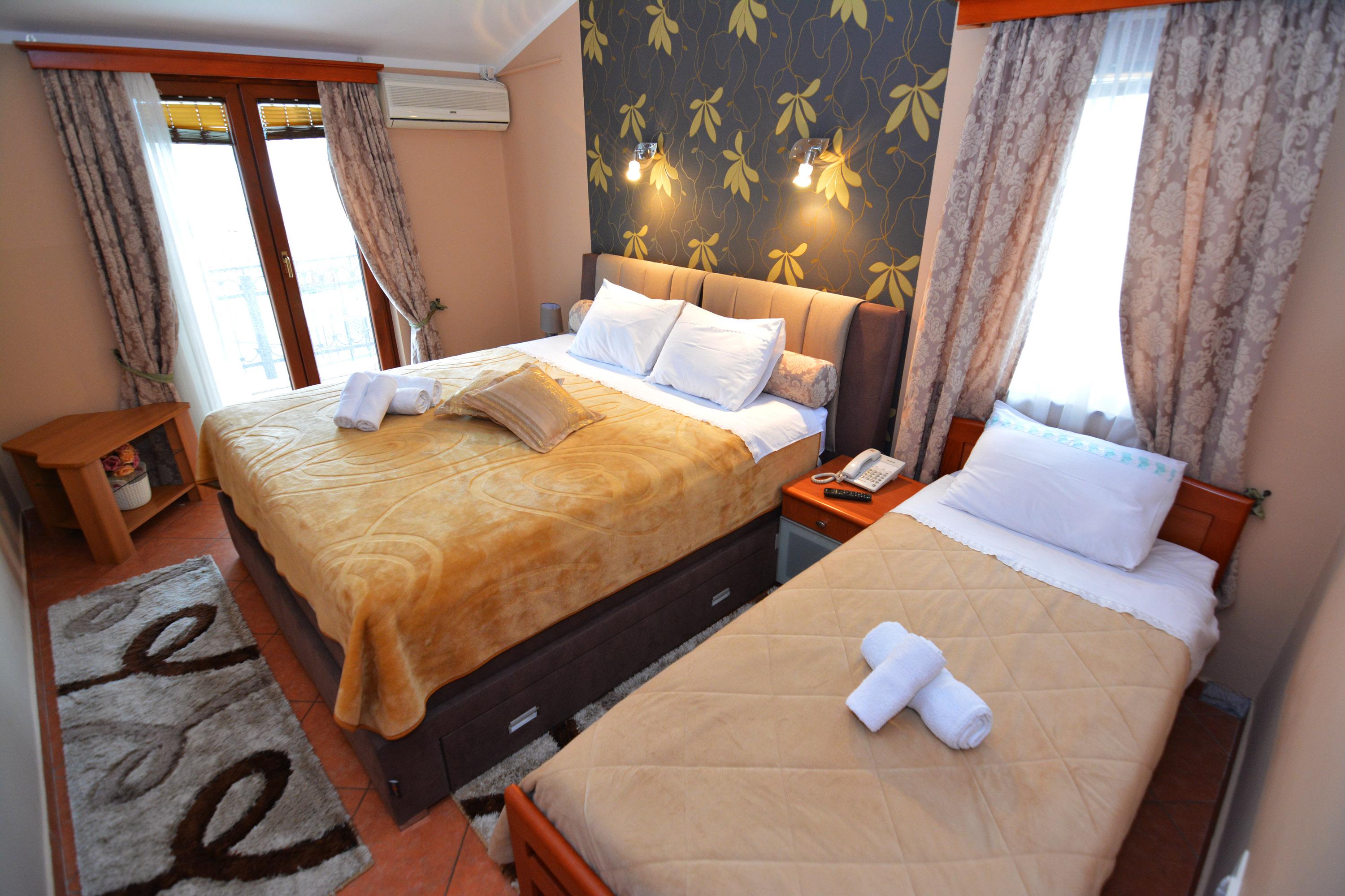 Apartments Bogdanovic Kotor Luaran gambar