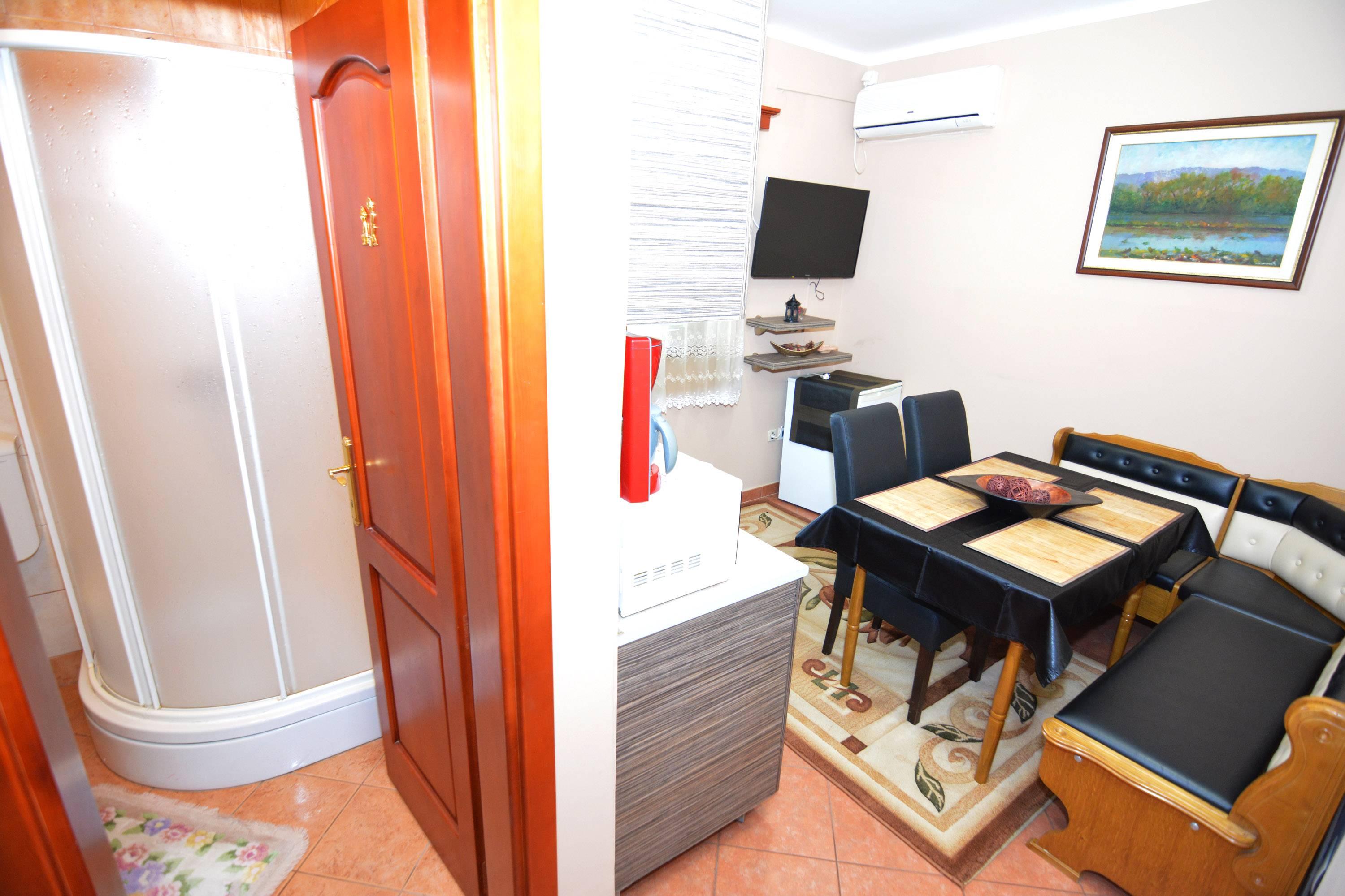 Apartments Bogdanovic Kotor Luaran gambar
