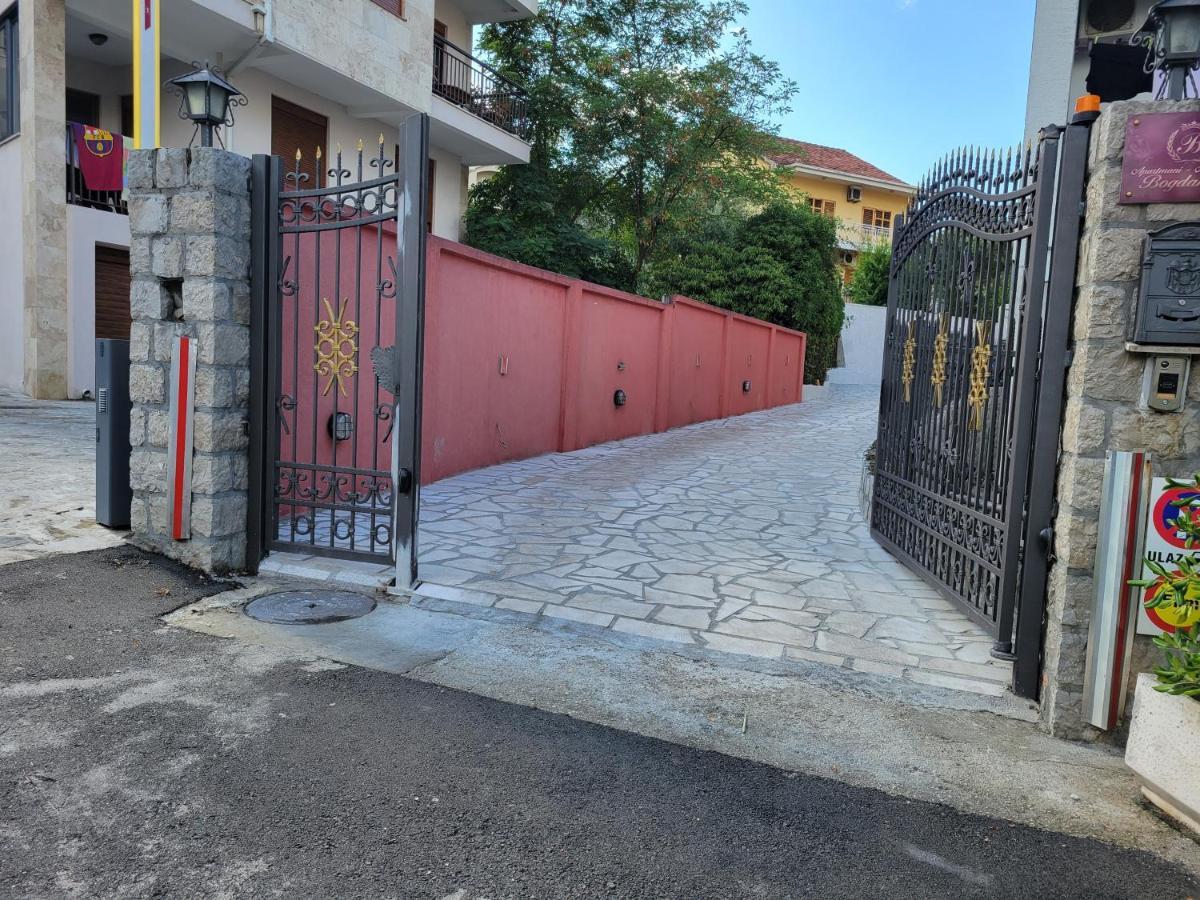 Apartments Bogdanovic Kotor Luaran gambar