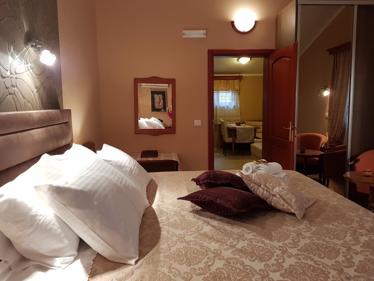 Apartments Bogdanovic Kotor Luaran gambar