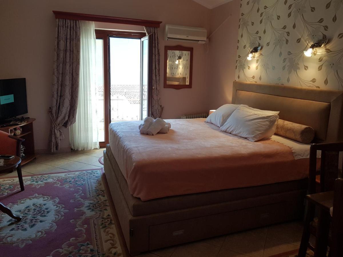 Apartments Bogdanovic Kotor Bilik gambar